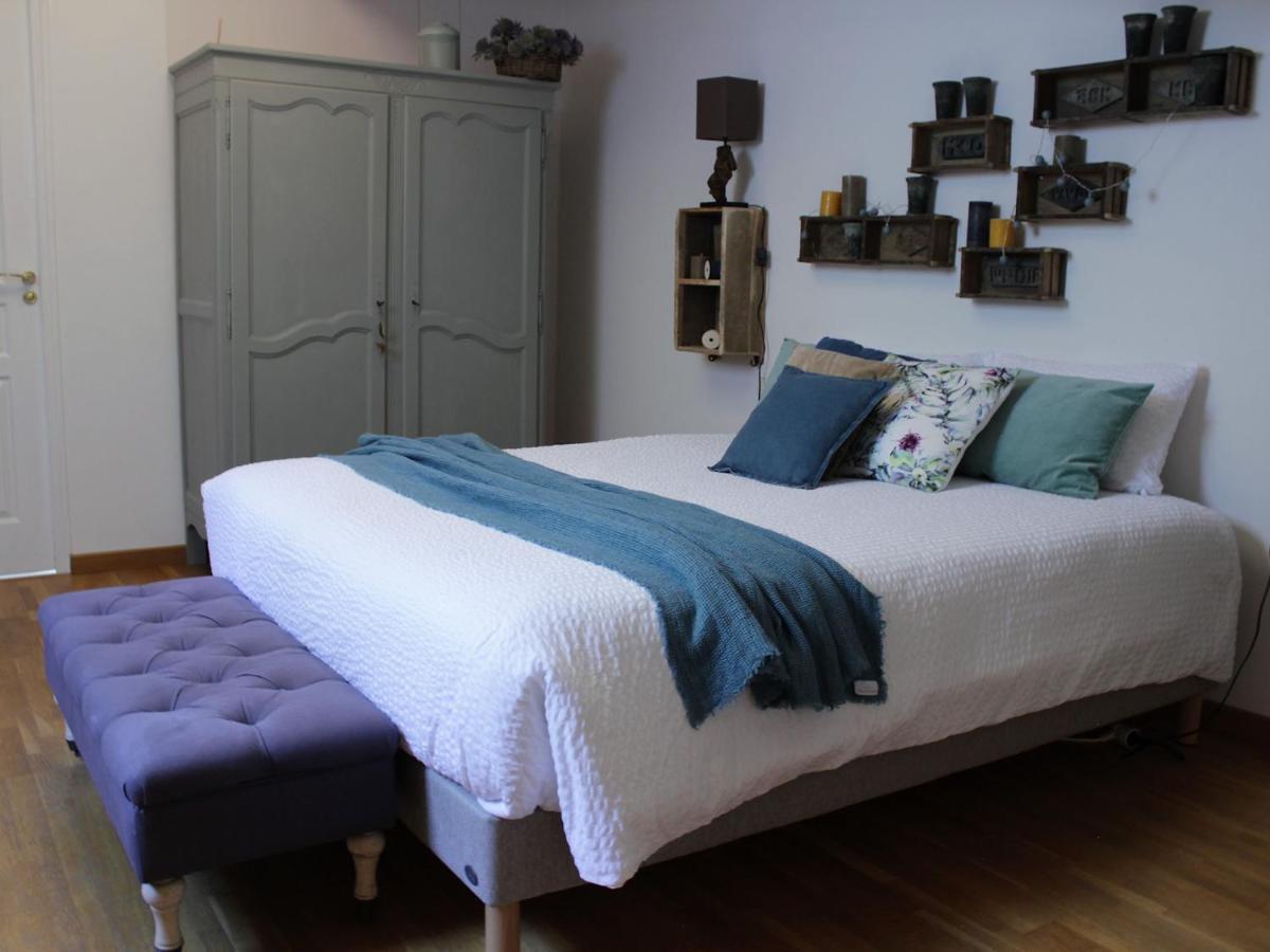 Mer Chambre D'Hotes Les Rives De La Tronne מראה חיצוני תמונה