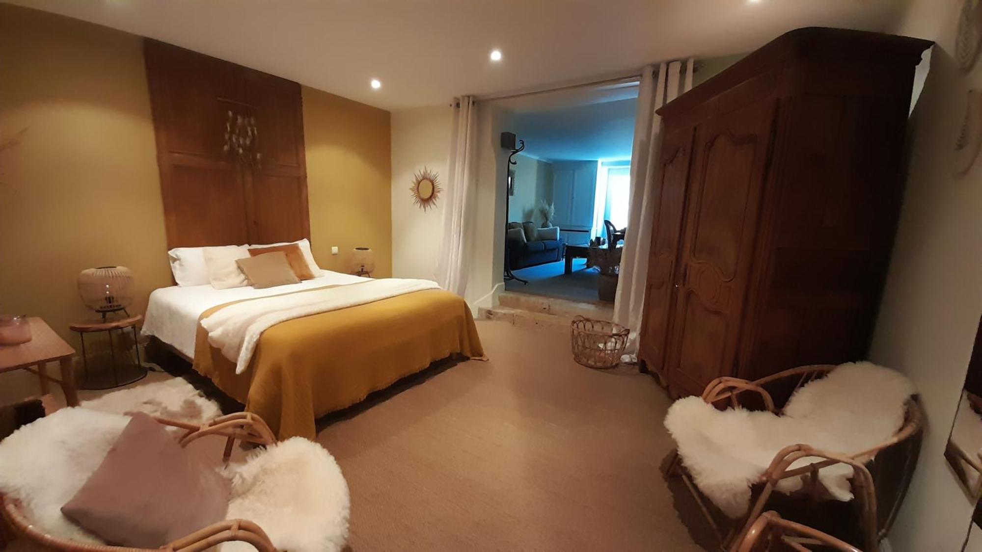 Mer Chambre D'Hotes Les Rives De La Tronne מראה חיצוני תמונה