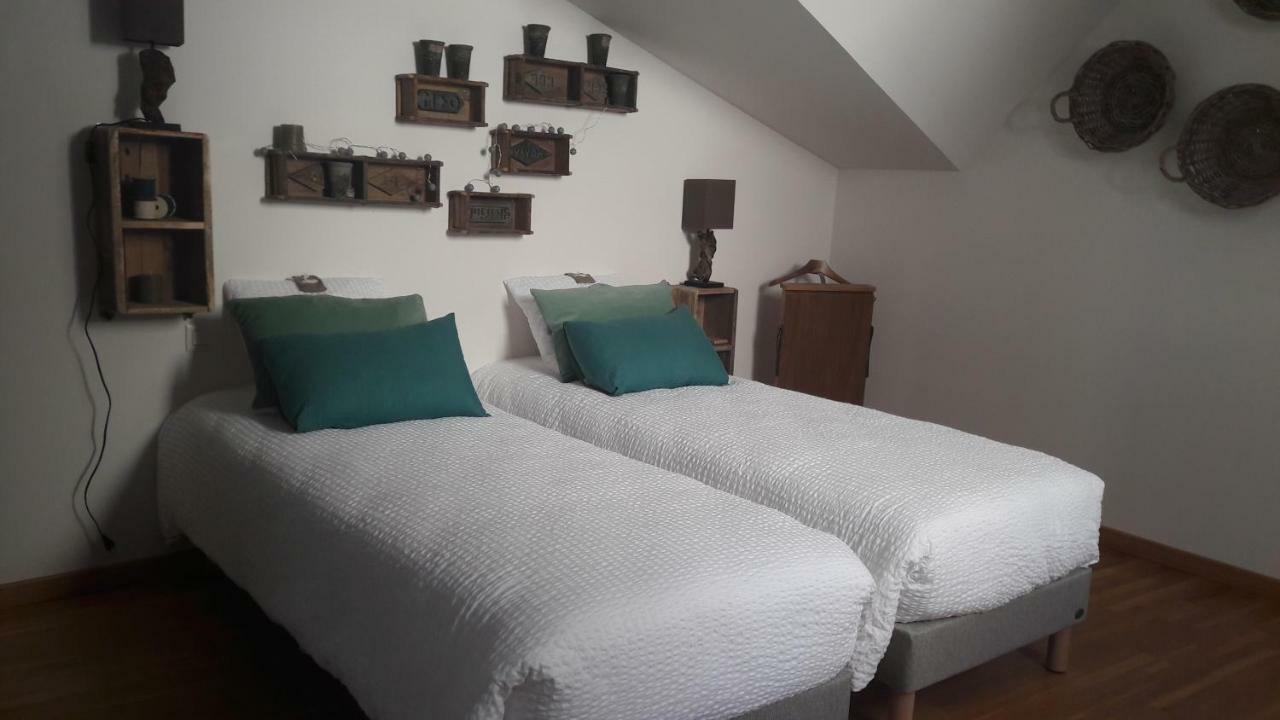 Mer Chambre D'Hotes Les Rives De La Tronne מראה חיצוני תמונה